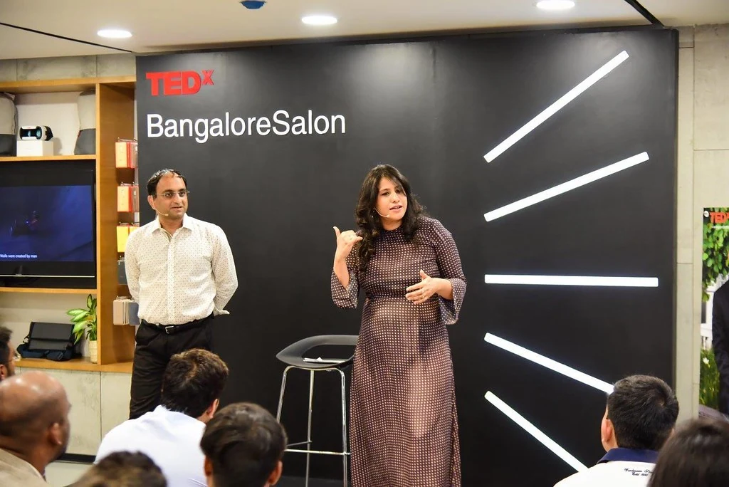 Salon #2 event photograph 7.